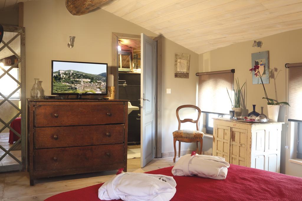 Bed and Breakfast La Casa De Boulbon Habitación foto